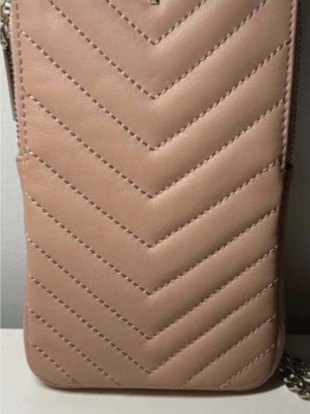 kate spade Blush Quilted Chevron Leather Crossbody Phone Bag with Chain Strap - Picture 4 of 5